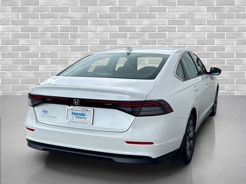 Used 2024 Honda Accord EX image 5