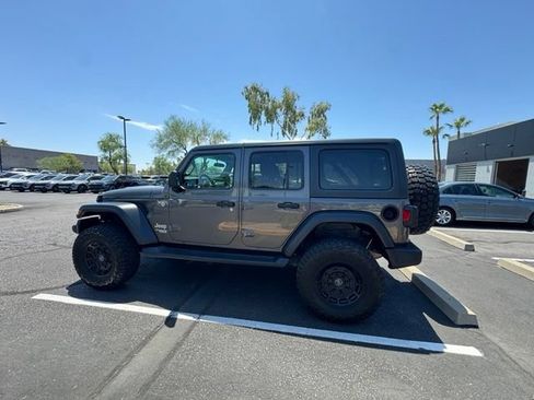 Used 2020 Jeep Wrangler Unlimited Sport S AWD/4WD image 2