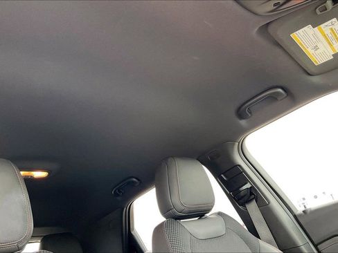 Used 2023 Chevrolet TrailBlazer RS w/ Convenience Package FWD image 28