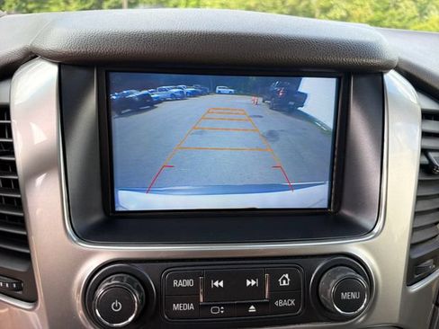 Used 2017 Chevrolet Suburban Premier AWD/4WD image 22