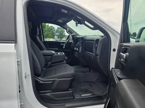 Used 2024 GMC Sierra 1500 Pro w/ Graphite Edition AWD/4WD image 16