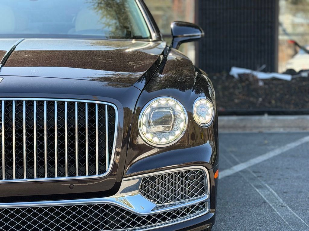 Used 2021 Bentley Flying Spur W12 AWD/4WD image 5