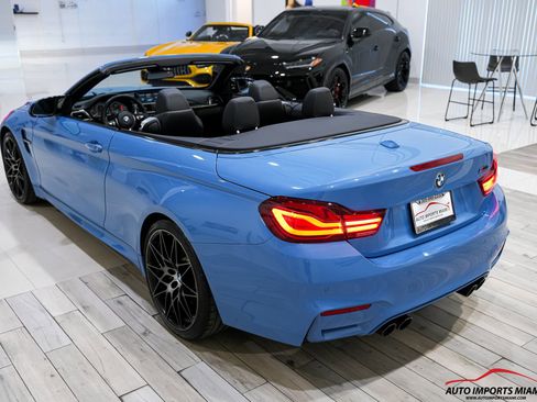 Used 2020 BMW M4 Convertible w/ Competition Package image 40