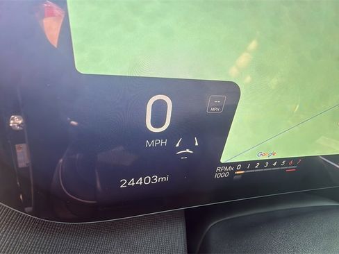 Used 2025 Buick Enclave Sport Touring w/ Power Package image 10