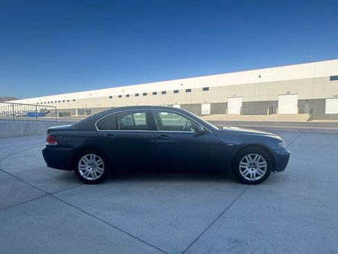Used 2002 BMW 745i RWD image 6