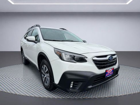 Used 2022 Subaru Outback Premium AWD/4WD image 11
