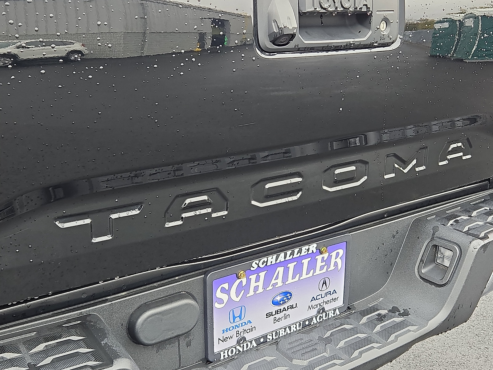 Used 2018 Toyota Tacoma SR5 w/ SR5 Appearance Package (SM) AWD/4WD image 31