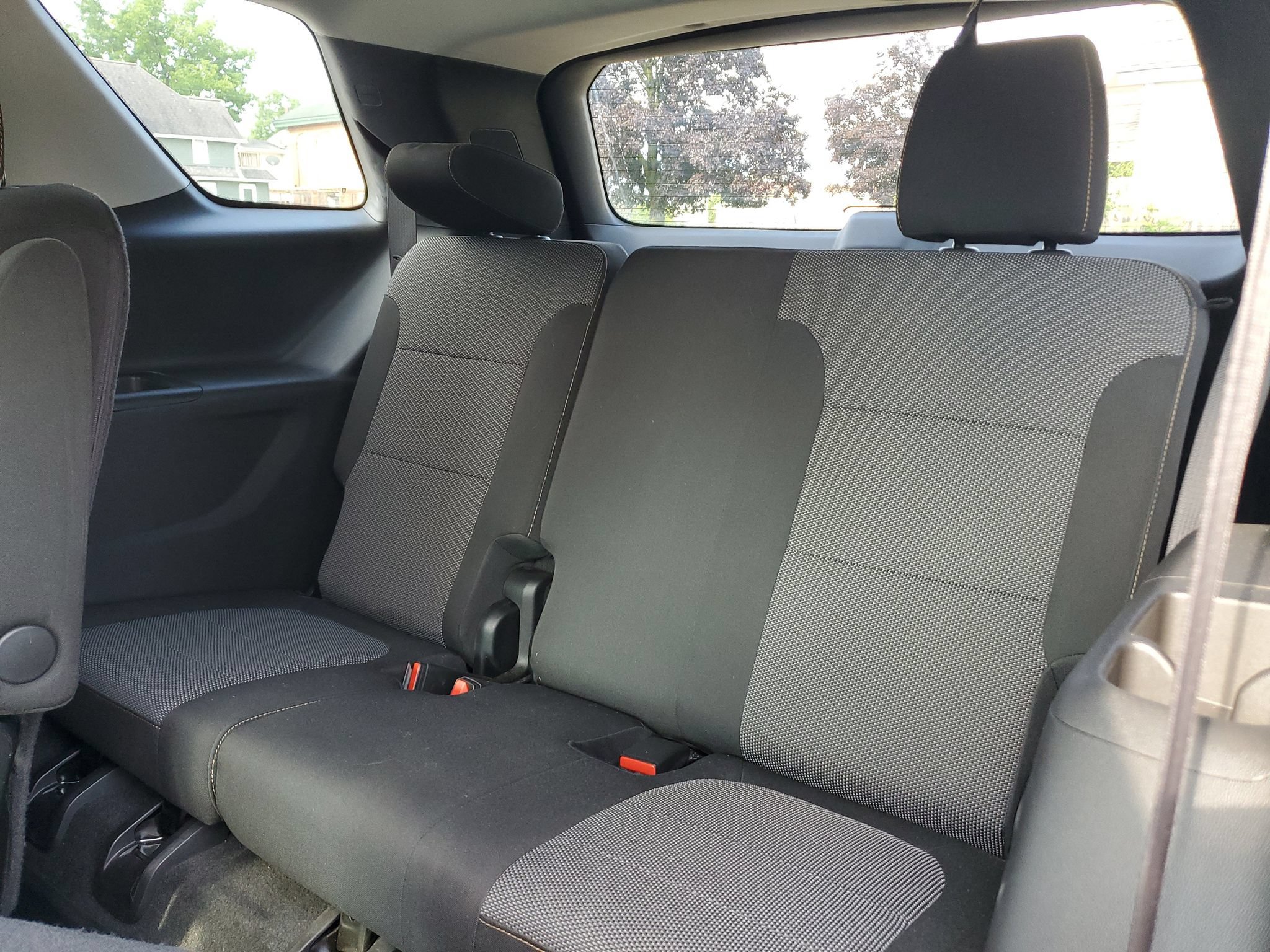 Used 2018 Chevrolet Traverse LT FWD image 9