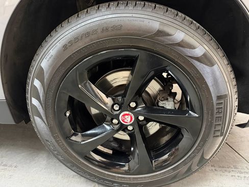 Used 2020 Jaguar F-PACE Premium AWD/4WD image 7