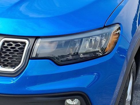 Certified 2023 Jeep Compass Latitude w/ Sun and Sound Group AWD/4WD image 12