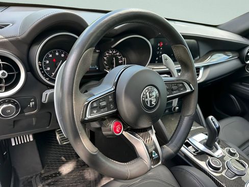 Used 2023 Alfa Romeo Stelvio Quadrifoglio w/ Active Assist Plus Package AWD/4WD image 14