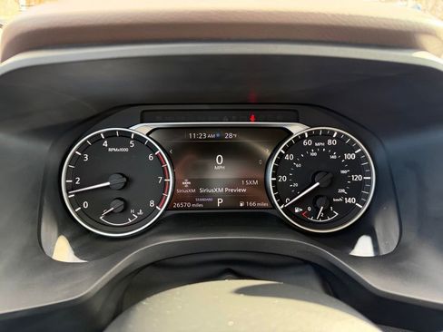 Used 2023 Nissan Rogue SV image 17