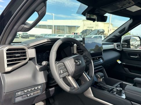 New 2026 Toyota Tundra Limited AWD/4WD image 6