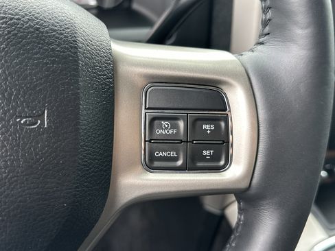 Used 2018 RAM 2500 Laramie w/ Off Road Package image 18