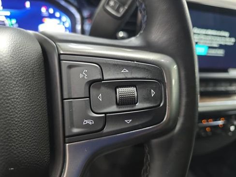 Used 2025 Chevrolet Silverado 1500 LT AWD/4WD image 21
