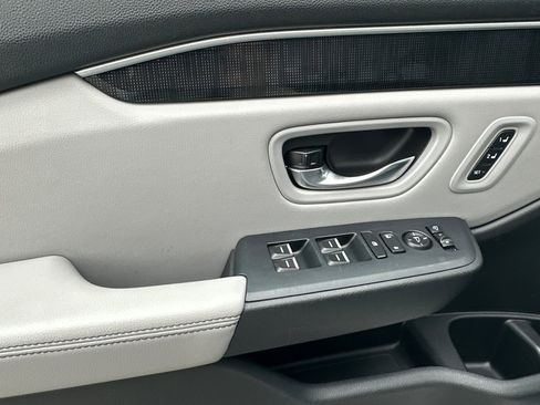 Certified 2023 Honda Pilot Elite image 11