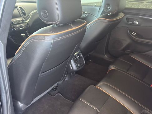 Used 2019 Chevrolet Impala Premier FWD image 26