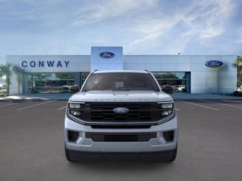 New 2026 Ford Expedition Platinum w/ Driver's Package image 6