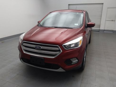 Used 2019 Ford Escape SE FWD image 15