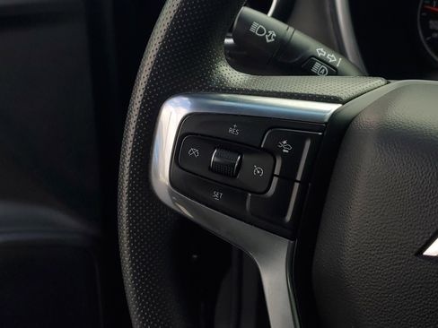 Used 2023 Chevrolet Blazer LT image 28