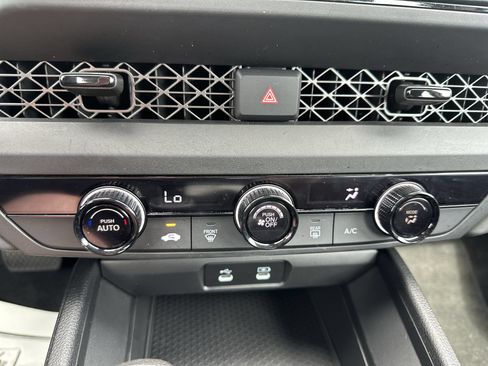 Used 2025 Honda Accord LX image 16