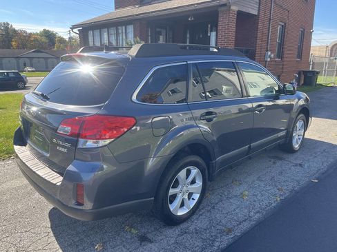 Used 2014 Subaru Outback 2.5i Premium image 6