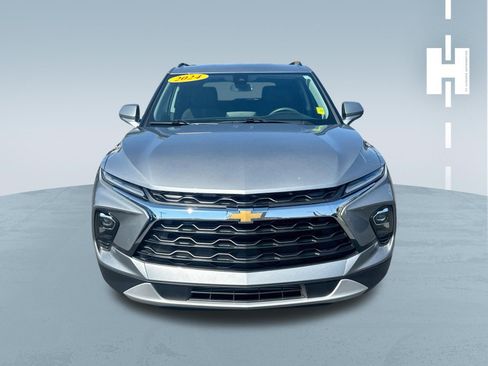 Used 2024 Chevrolet Blazer LT w/ Convenience Package FWD image 2