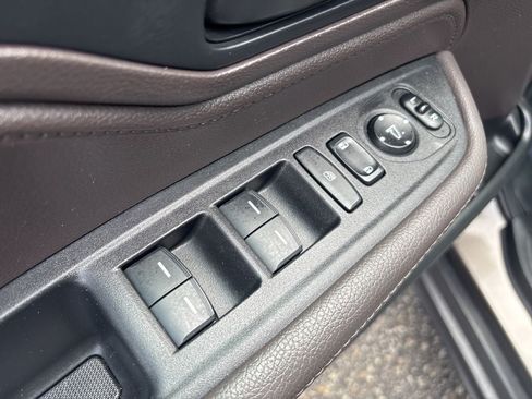 Used 2018 Honda Odyssey EX-L image 18