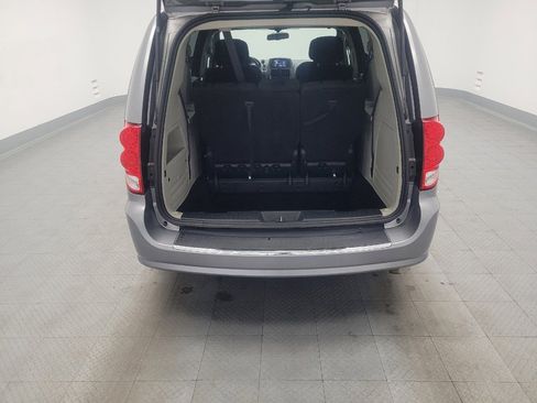 Used 2016 Dodge Grand Caravan SE FWD image 29