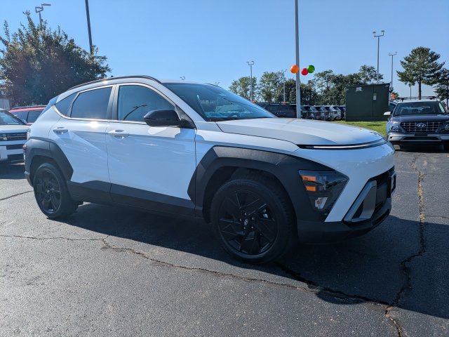 Used 2026 Hyundai Kona SEL Sport FWD image 2