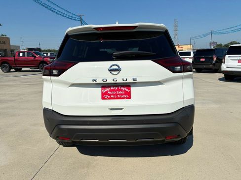 Used 2021 Nissan Rogue S FWD image 6