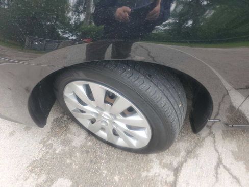 Used 2019 Nissan Sentra S image 13