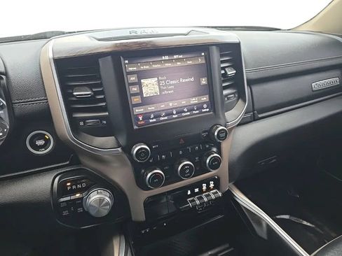 Used 2019 RAM 1500 Laramie AWD/4WD image 25