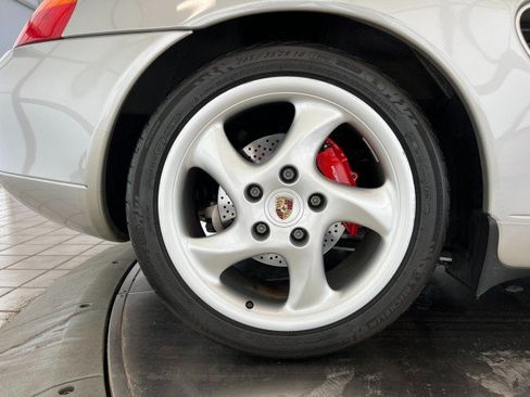 Used 2002 Porsche Boxster S RWD image 32