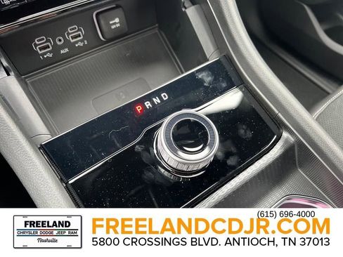 New 2025 Jeep Grand Cherokee L Altitude w/ Trailer Tow Package AWD/4WD image 12