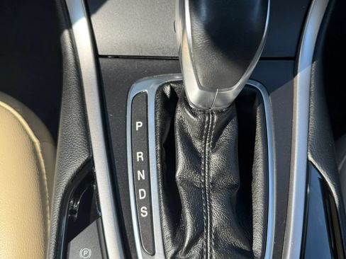 Used 2016 Ford Edge SEL w/ Equipment Group 201A FWD image 46