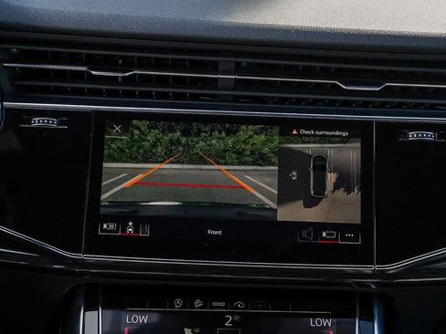 Used 2021 Audi Q7 3.0T Premium image 14