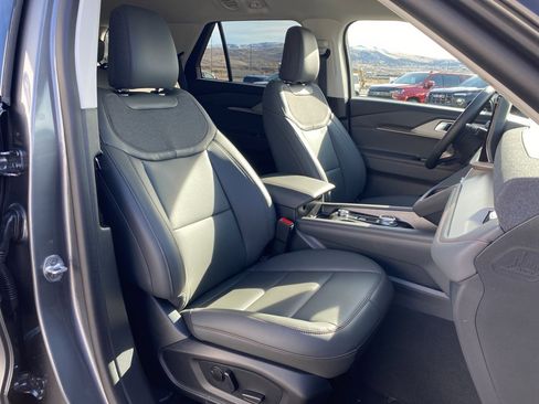 New 2026 Ford Explorer Active w/ Active Comfort Package image 6