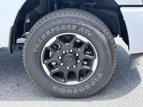 Used 2026 RAM 2500 Laramie AWD/4WD image 34