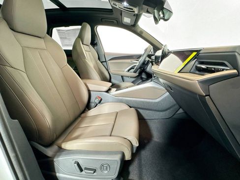New 2025 Audi Q5 Prestige image 25