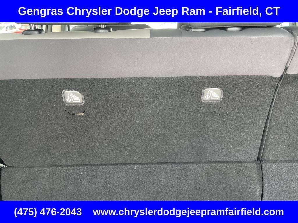 Used 2015 Toyota RAV4 Limited AWD/4WD image 31