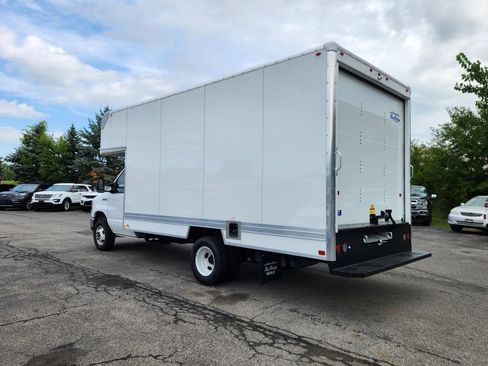 New 2027 Ford E-450 and Econoline 450 Super Duty w/ Power Equipment Group RWD image 5
