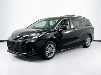 Used 2022 Toyota Sienna XSE AWD/4WD video 1