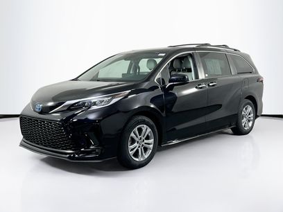Used 2022 Toyota Sienna XSE