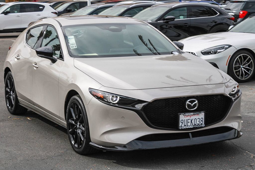 Certified 2025 MAZDA MAZDA3 Hatchback w/Premium Plus Pkg AWD/4WD image 3
