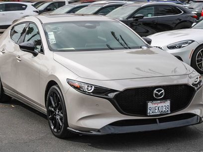 Certified 2025 MAZDA MAZDA3 Hatchback w/Premium Plus Pkg