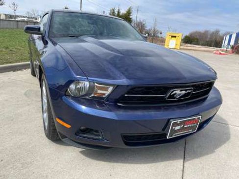 Used 2010 Ford Mustang Coupe RWD image 33