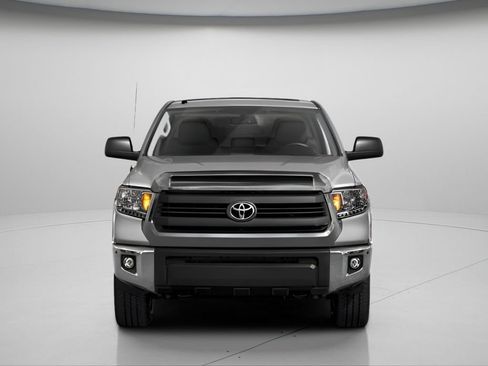 Used 2015 Toyota Tundra SR5 w/ TRD Off Road Package image 4