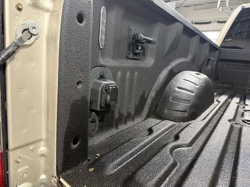 Used 2018 Ford F350 Lariat w/ Chrome Package image 29