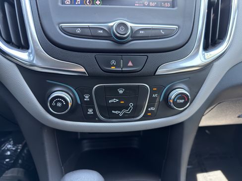 Used 2024 Chevrolet Equinox LS FWD image 30